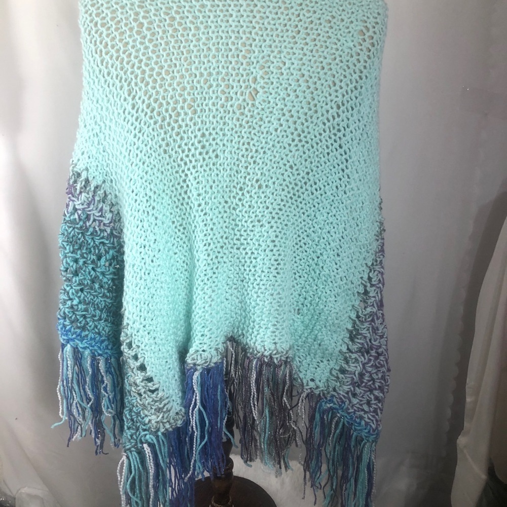 Knitted Teal Blue Prayer Shawl. NEW - Picture 3 of 3